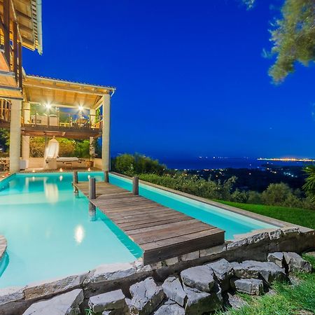 Villa Bournella Ypsos Eksteriør bilde